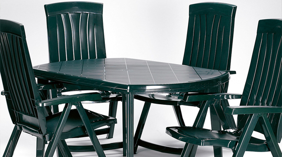 nettoyer un salon de jardin en plastique