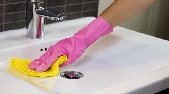 natuursteen wasbak schoonmaken
