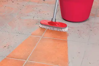 Zementreste Entfernen 01
