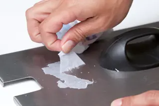 Enlever Des Autocollants 02