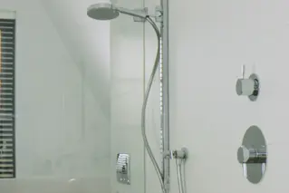 How To Get Rid Of Limescale In Bathroom 02