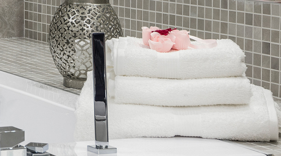 Laver Une Serviette De Bain 01
